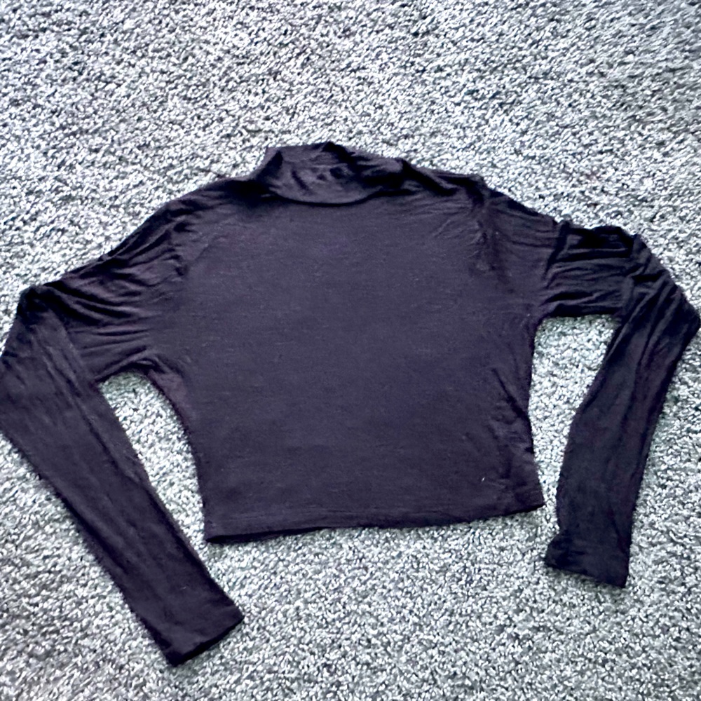 Aeropostale crop top turtleneck